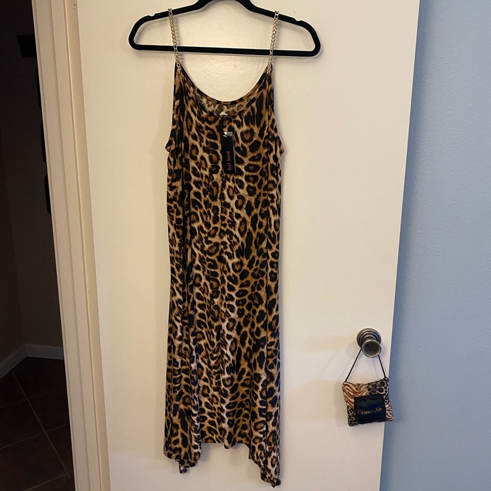 Animal print summer dress with gold chain detail - size 2X